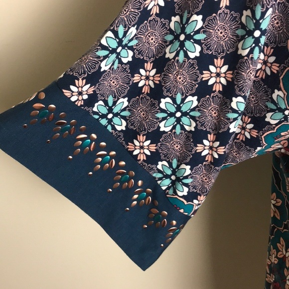 Ruby Rd. Blue Pink White Pattern Top Blouse Medium - Picture 3 of 5